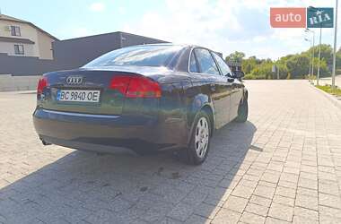 Седан Audi A4 2004 в  фото 10 Седан Audi A4 2004 в