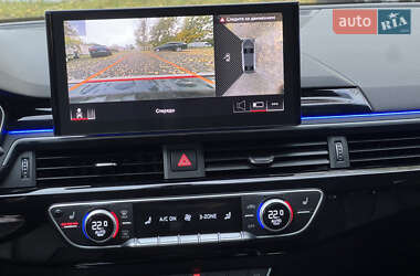 Седан Audi A4 2022 в 