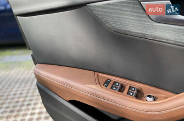 Седан Audi A4 2021 в 