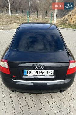 Седан Audi A4 2002 в 