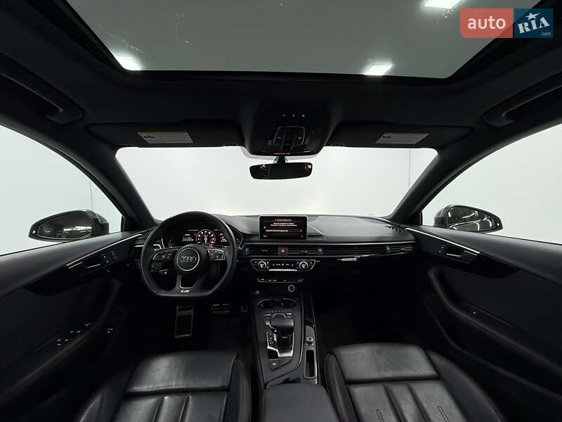 Седан Audi A4 2019 в Одессе