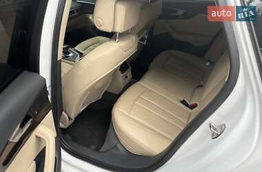 Седан Audi A4 2018 в  фото 27 Седан Audi A4 2018 в