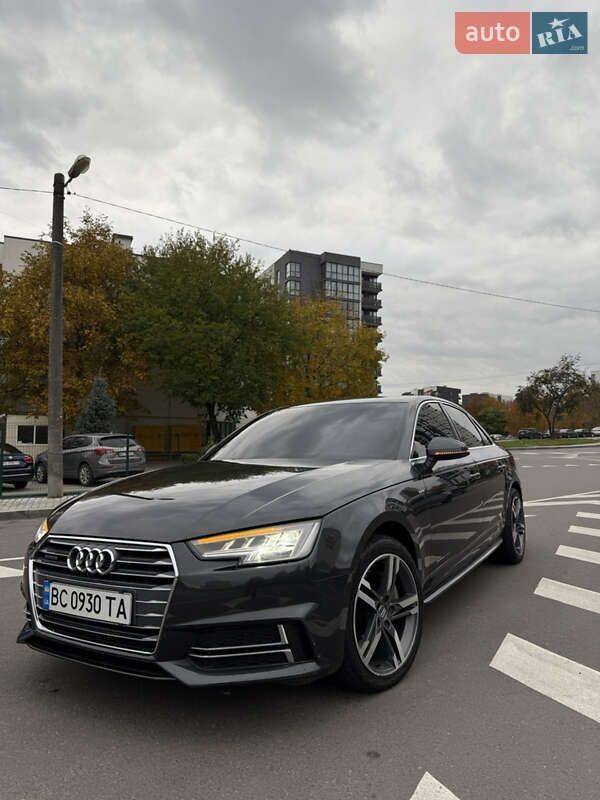Седан Audi A4 2016 в Львове