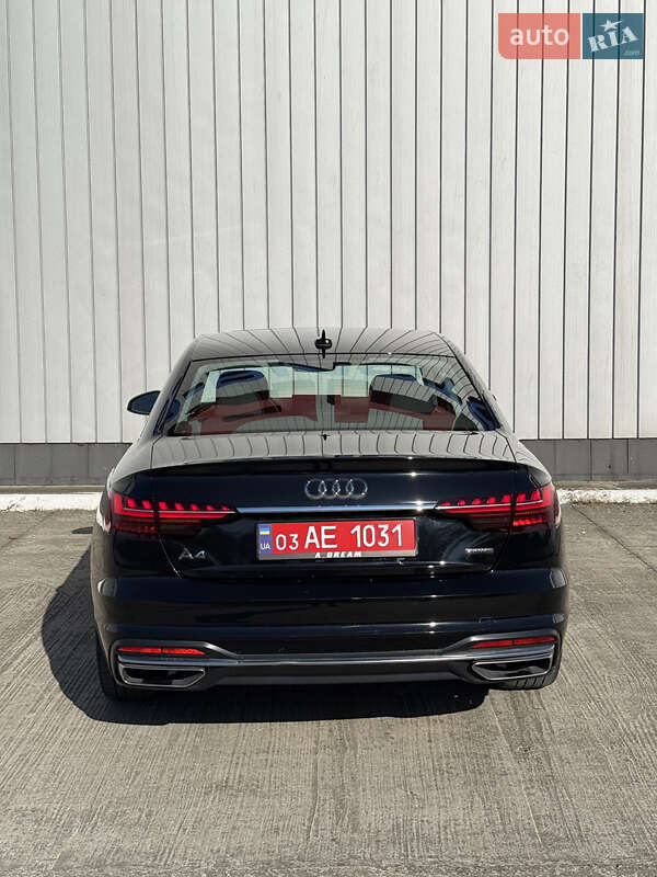 Седан Audi A4 2021 в Чернівцях