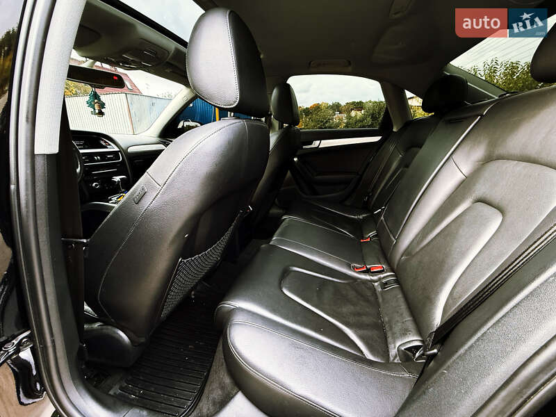 Седан Audi A4 2013 в Киеве