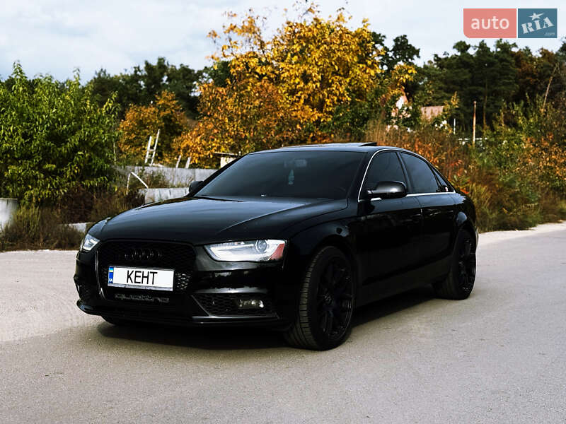 Седан Audi A4 2013 в Киеве
