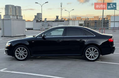 Седан Audi A4 2015 в 