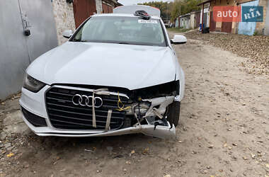 Седан Audi A4 2015 в 