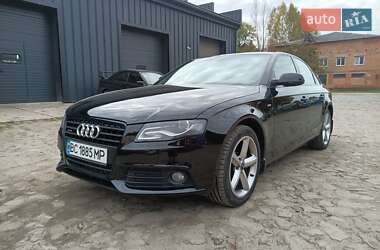 Седан Audi A4 2010 в Львове