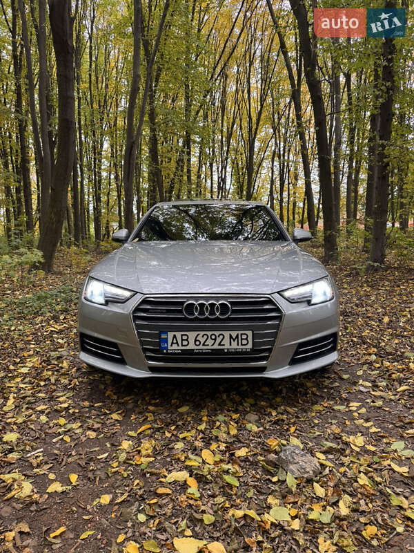 Седан Audi A4 2016 в Вінниці