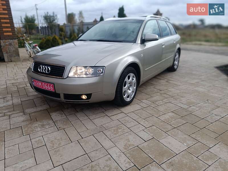 Audi A4 2004 Audi A4 2004
