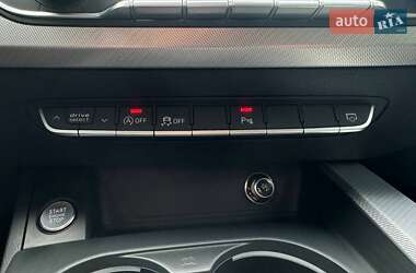 Седан Audi A4 2015 в 