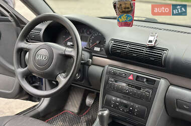 Універсал Audi A4 2000 в 