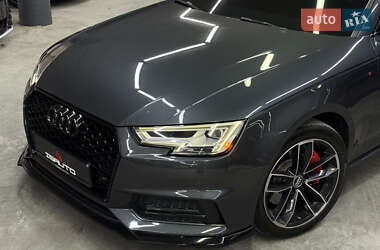 Седан Audi A4 2015 в 
