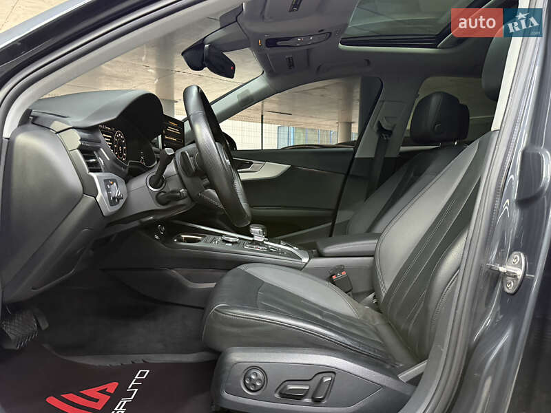 Седан Audi A4 2015 в Одесі