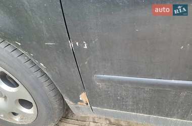 Универсал Audi A4 2001 в  фото 20 Универсал Audi A4 2001 в