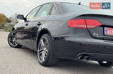 Седан Audi A4 2011 в 
