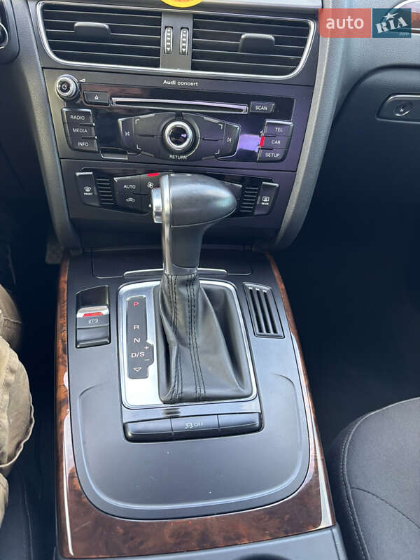 Седан Audi A4 2012 в Киеве фото 10 Седан Audi A4 2012 в Киеве