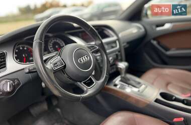 Седан Audi A4 2015 в 
