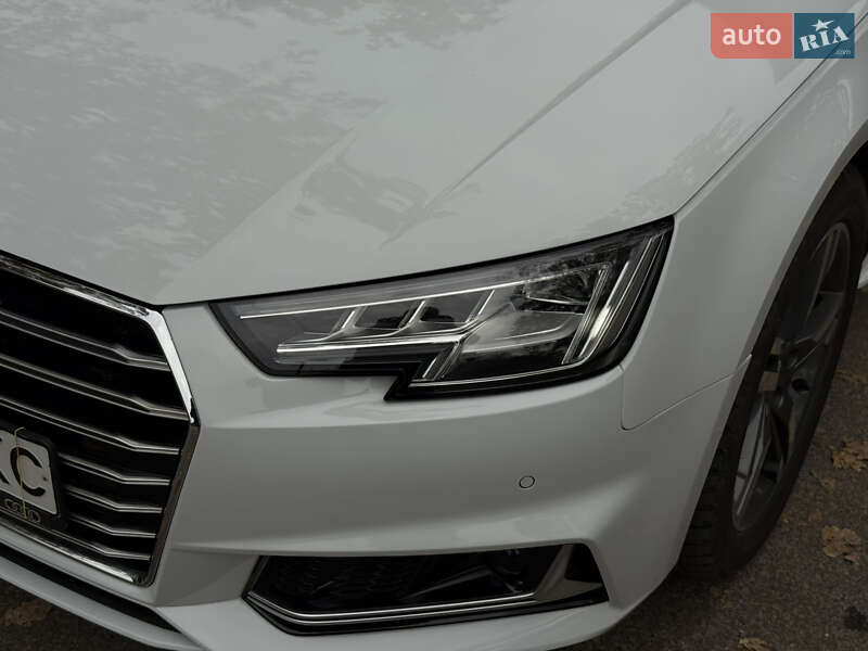 Седан Audi A4 2017 в Києві