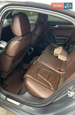 Седан Audi A4 2012 в 