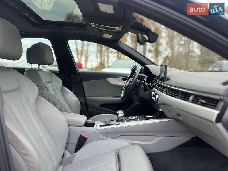 Седан Audi A4 2018 в Стрию