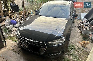 Седан Audi A4 2016 в Вінниці