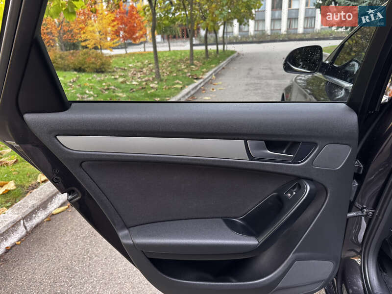 Седан Audi A4 2008 в Чернігові