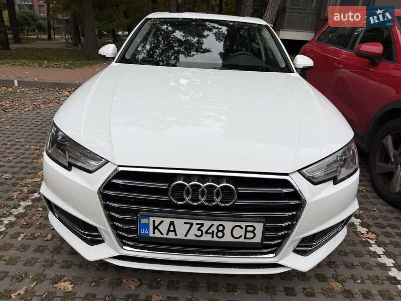 Седан Audi A4 2016 в Києві