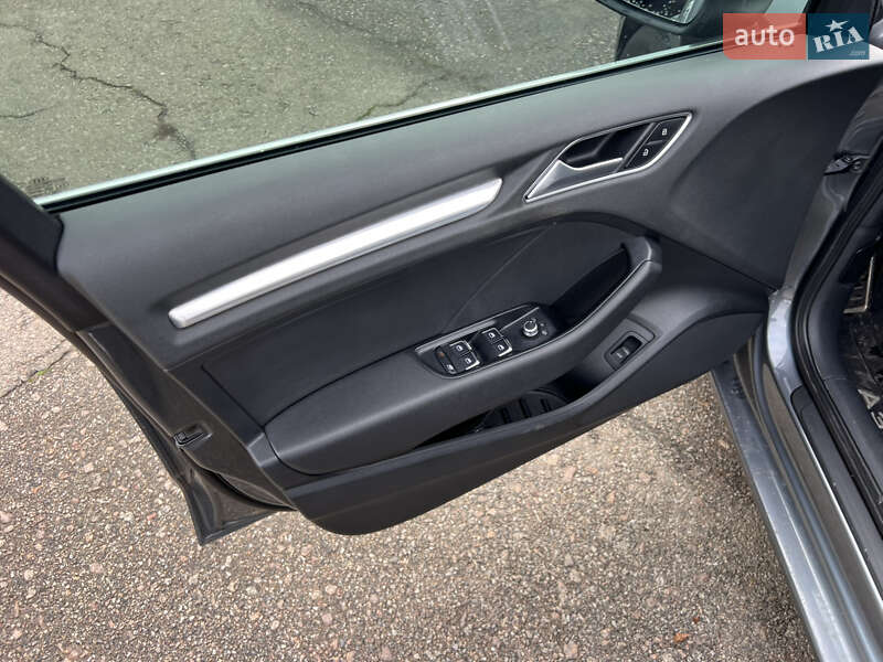 Седан Audi A4 2014 в Києві фото 13 Седан Audi A4 2014 в Києві