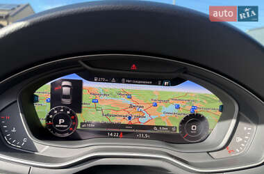 Седан Audi A4 2018 в 