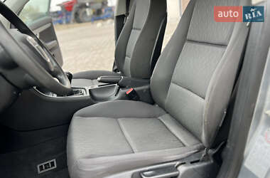 Универсал Audi A4 2006 в  фото 32 Универсал Audi A4 2006 в
