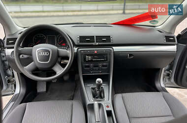 Универсал Audi A4 2006 в  фото 35 Универсал Audi A4 2006 в