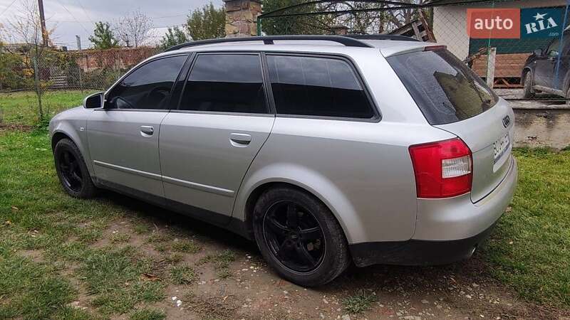 Універсал Audi A4 2002 в Чорткові