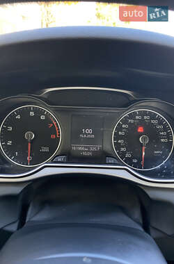 Седан Audi A4 2013 в  фото 12 Седан Audi A4 2013 в