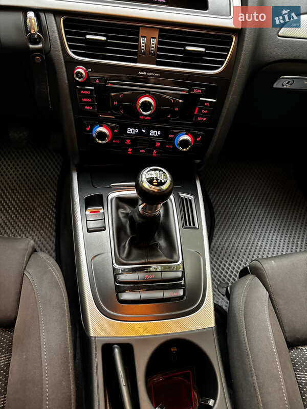 Универсал Audi A4 2012 в Луцке