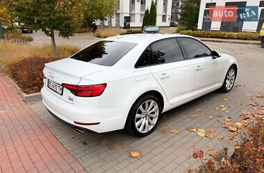 Седан Audi A4 2017 в 