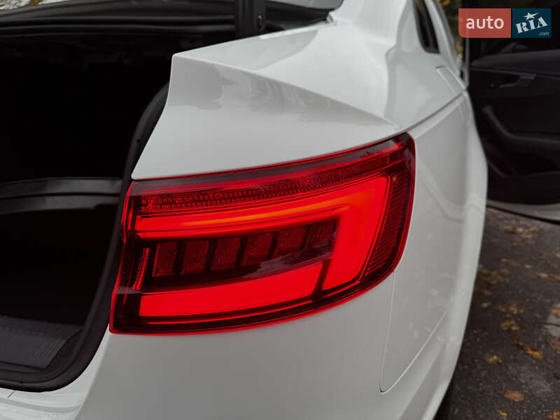 Седан Audi A4 2016 в Белой Церкви
