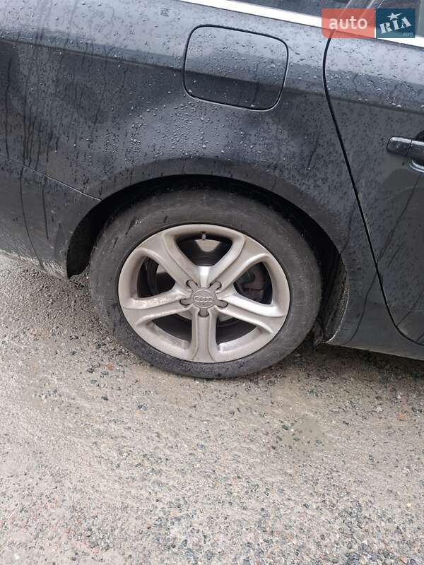 Универсал Audi A4 2011 в Киеве