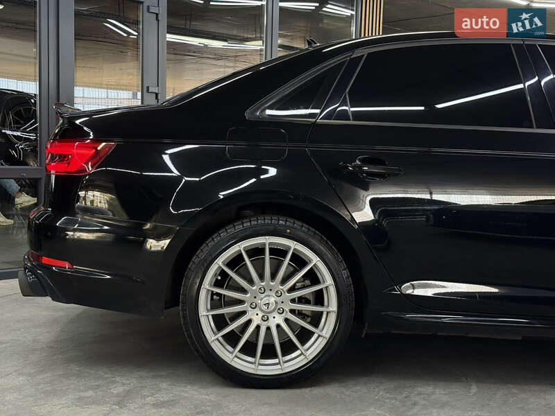 Седан Audi A4 2018 в Одессе