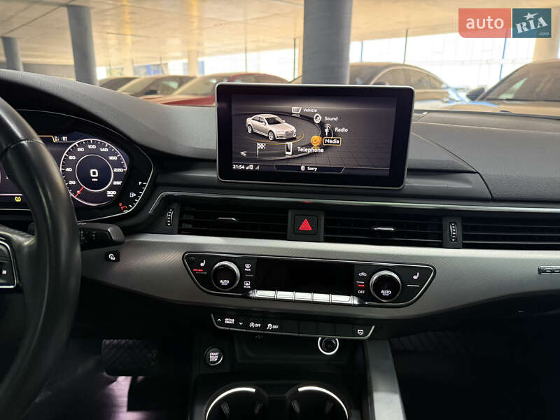 Седан Audi A4 2018 в Одессе
