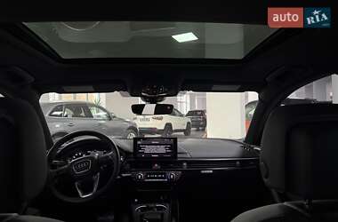 Седан Audi A4 2024 в 