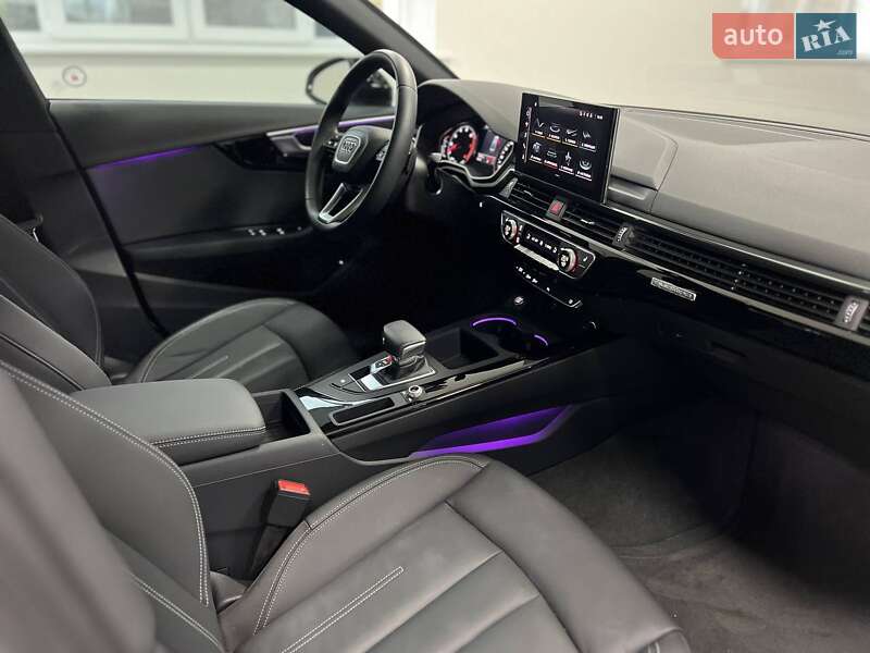 Седан Audi A4 2024 в Полтаві
