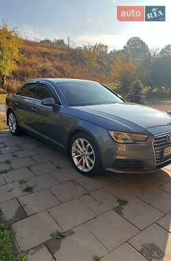 Седан Audi A4 2016 в Харкові
