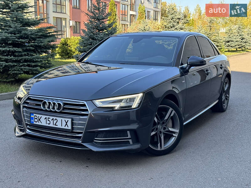 Седан Audi A4 2018 в Ровно