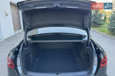 Седан Audi A4 2018 в  фото 41 Седан Audi A4 2018 в