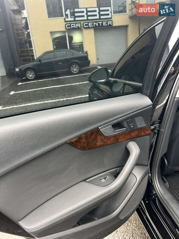 Седан Audi A4 2018 в Харкові