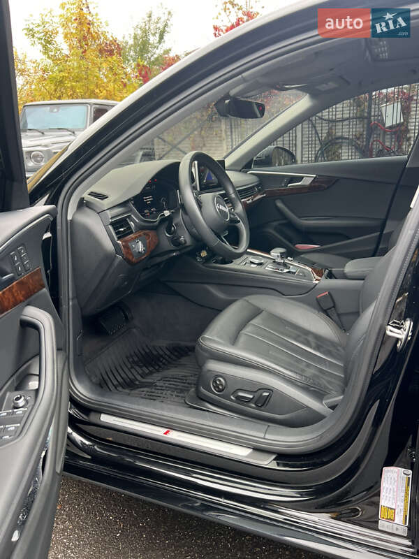 Седан Audi A4 2018 в Харкові