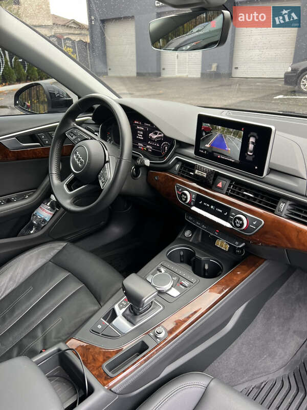 Седан Audi A4 2018 в Харкові