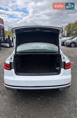 Седан Audi A4 2019 в  фото 16 Седан Audi A4 2019 в